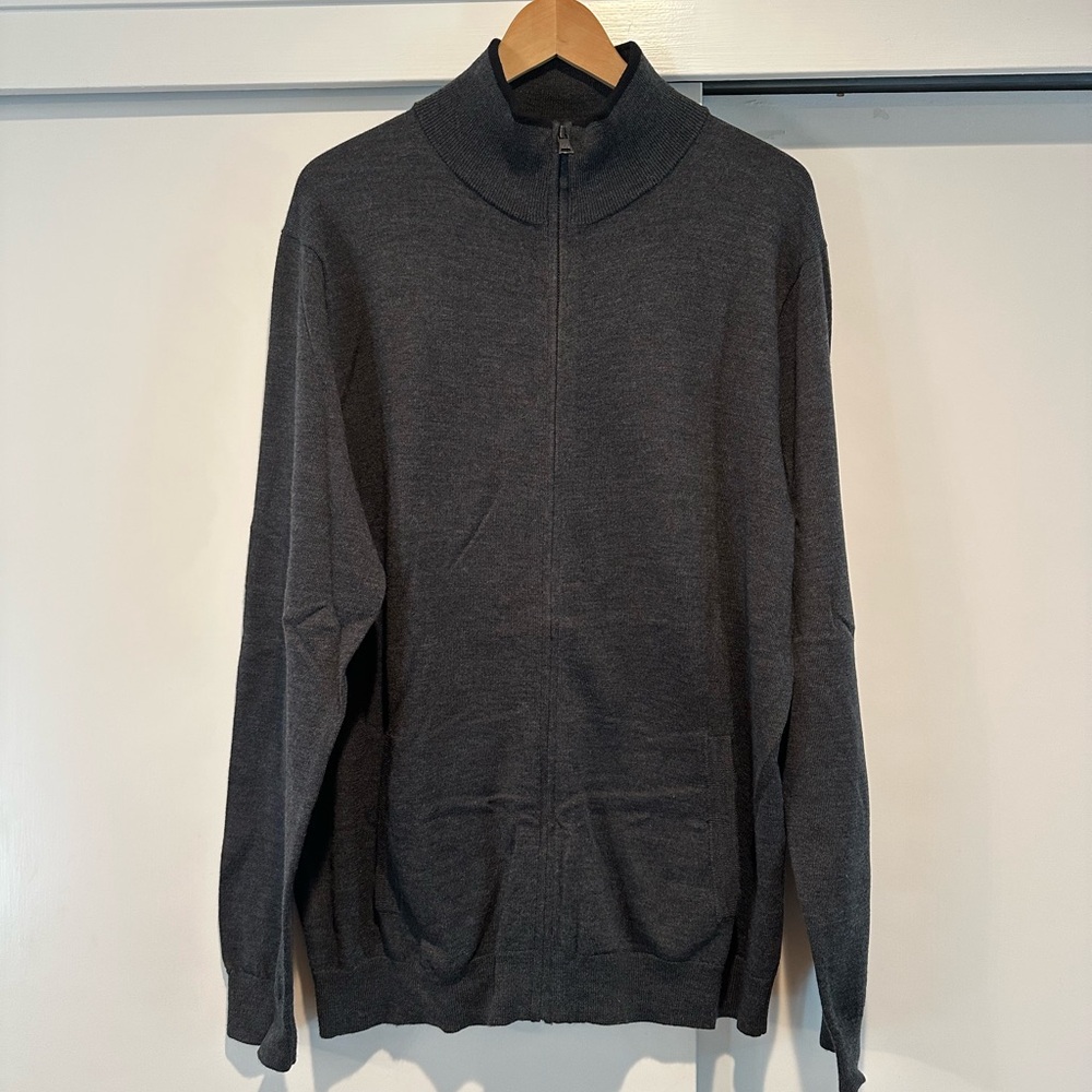 Banana Republic Men's Charcoal Zip-Up Sweater with black trim around collar
